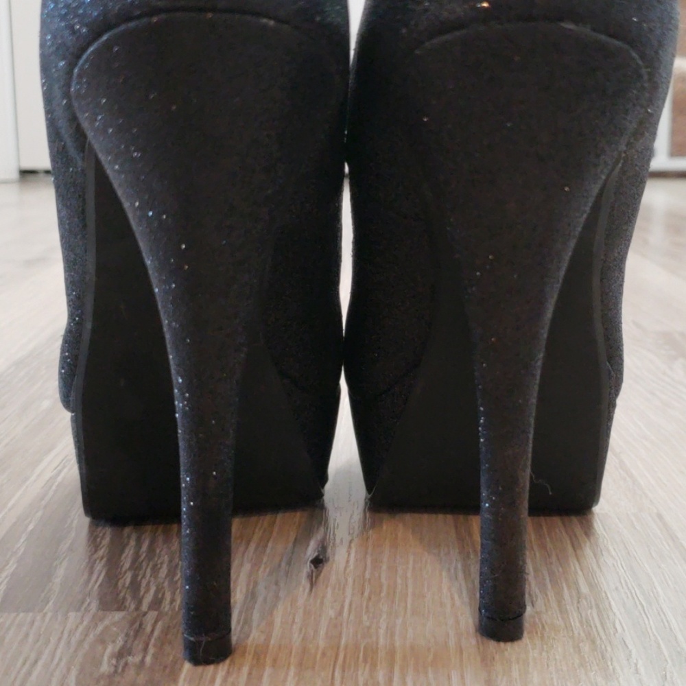 Shi Platform Pumps - Picture 5 of 7